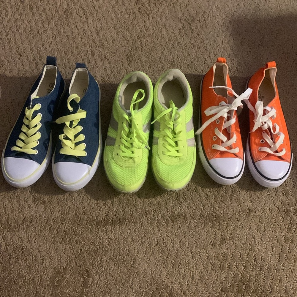 Tennis shoes bundle
